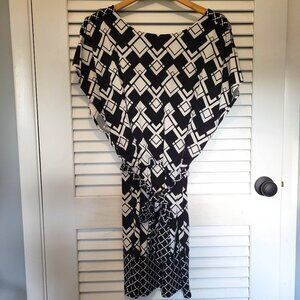 White House Black Market Women's Dress Medium  Black & White Tie Belt NWT